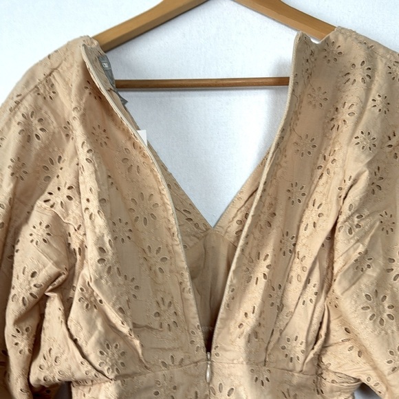 ASOS Eyelet Top NWT Women’s 4 Stone Tan Ruched Puff Sleeve Vneck Back Zipper - Picture 9 of 12